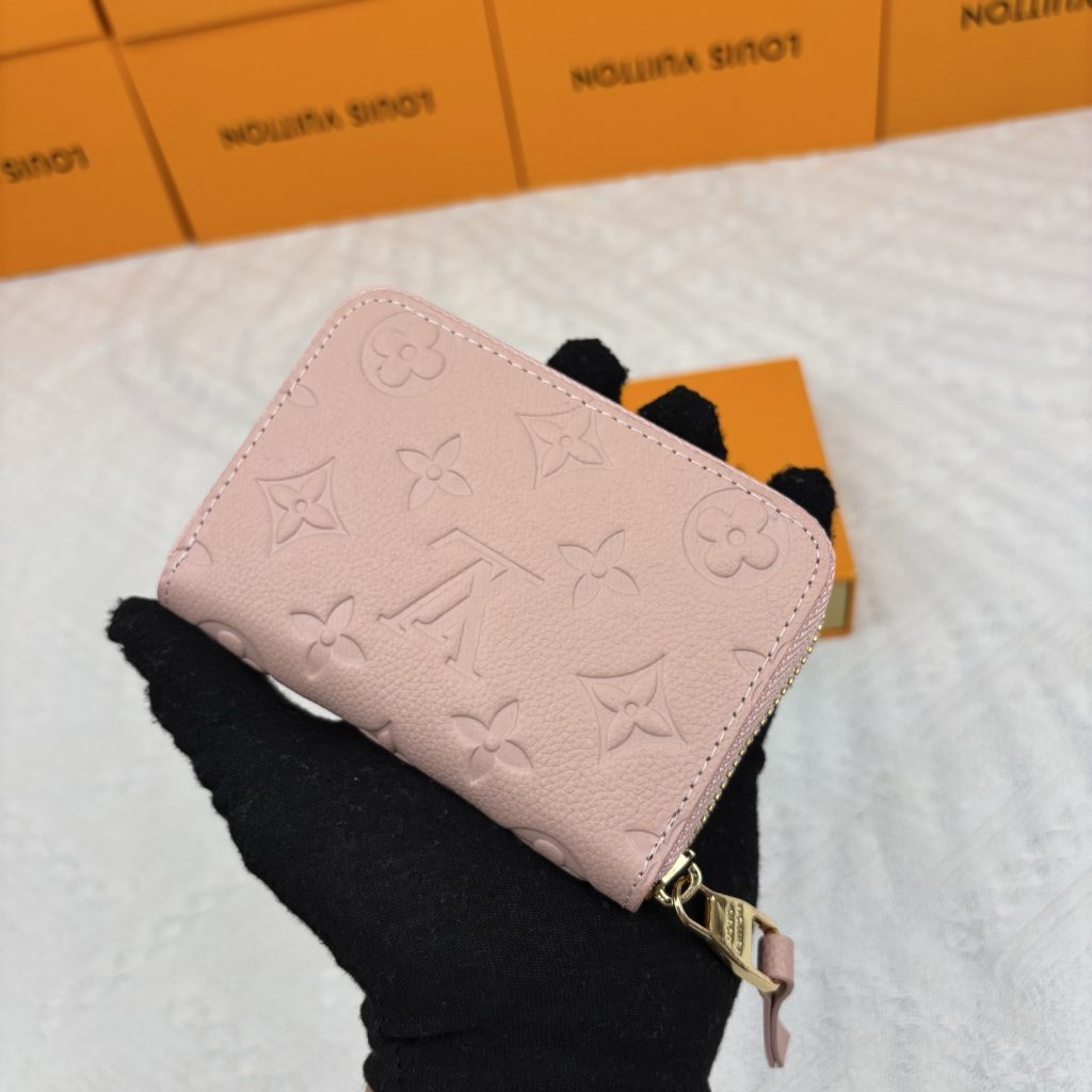 ルイヴィトン（LOUIS VUITTON） 長財布 モノグラム クラシックなデザイン 上質なレザー 上品で高級感あふれる逸品 - 画像 4