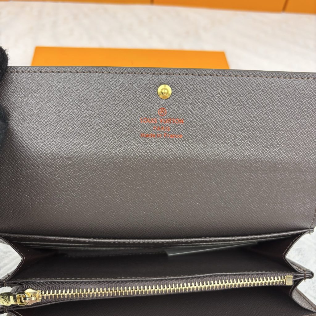 ルイヴィトン（LOUIS VUITTON） 長財布 モノグラム クラシックなデザイン 上質なレザー 上品で高級感あふれる逸品 - 画像 6
