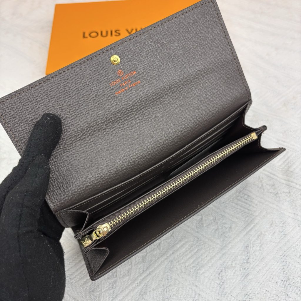 ルイヴィトン（LOUIS VUITTON） 長財布 モノグラム クラシックなデザイン 上質なレザー 上品で高級感あふれる逸品 - 画像 8