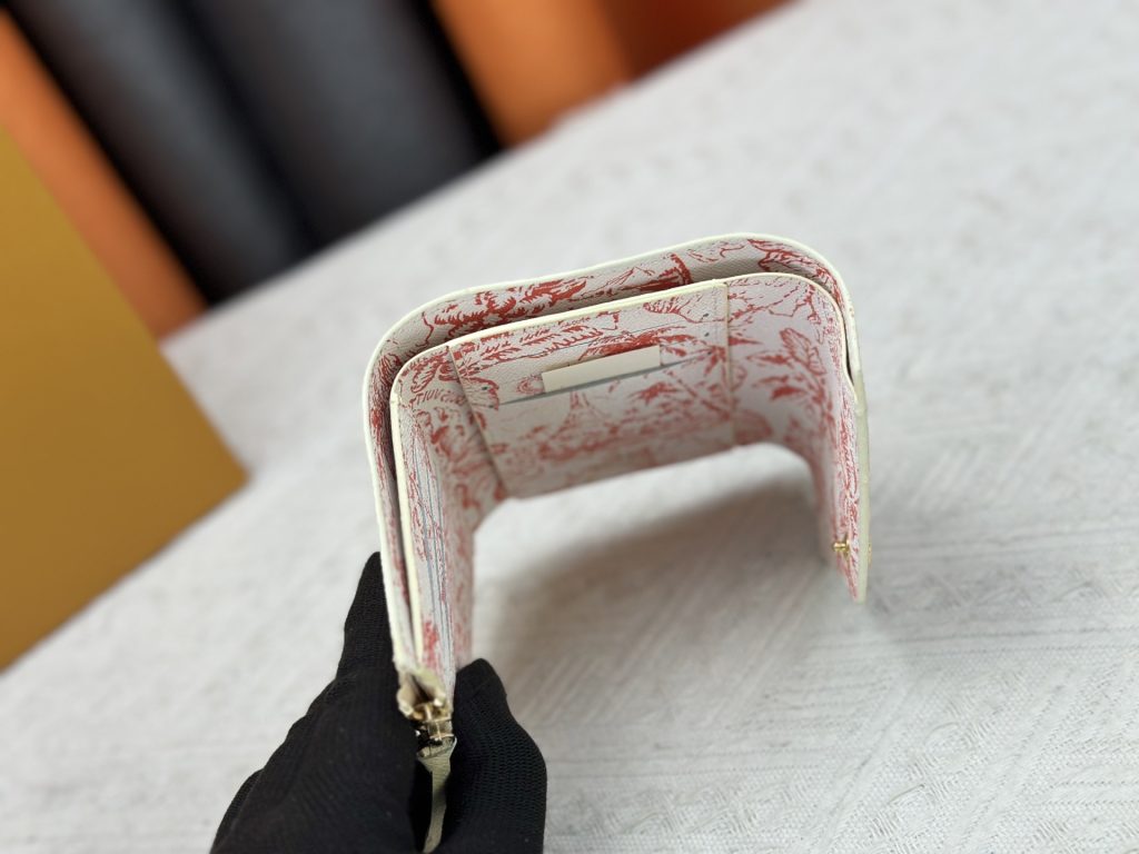 ルイ・ヴィトン モノグラムキャンバス 上品な長財布 レディースへのギフトに最適な定番モデル - 画像 7