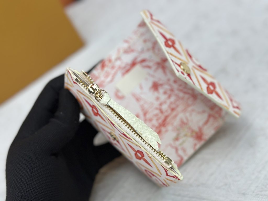 ルイ・ヴィトン モノグラムキャンバス 上品な長財布 レディースへのギフトに最適な定番モデル - 画像 8