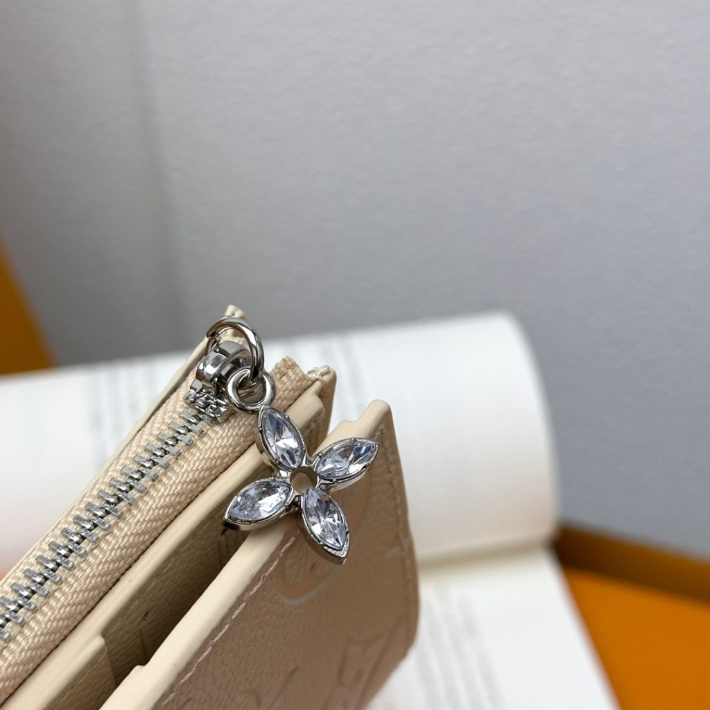 ルイ・ヴィトン モノグラムキャンバス 上品な長財布 レディースのギフトや普段使いに最適な定番モデル - 画像 7