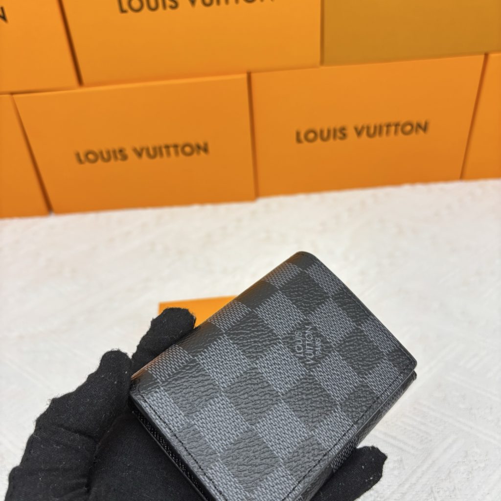 ルイ・ヴィトン モノグラムキャンバス 上品な長財布 レディースに人気の定番モデル - 画像 4