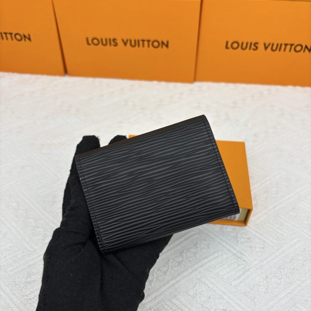 ルイ・ヴィトン モノグラムキャンバス 上品な長財布 レディース ギフトにも最適な定番モデル - 画像 2