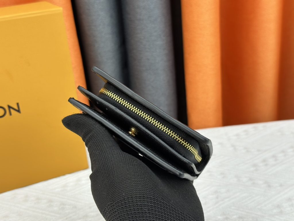 ルイ・ヴィトン モノグラムキャンバス 上品な長財布 レディースに人気の定番モデル - 画像 4