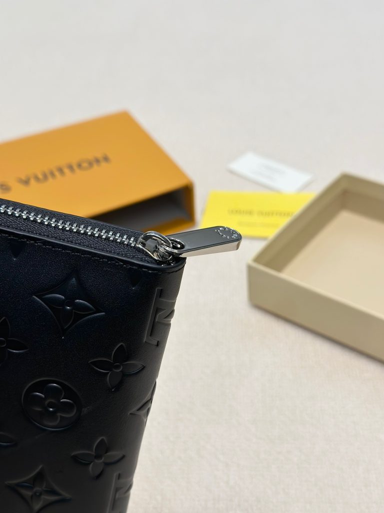 ルイ・ヴィトン モノグラムキャンバス 上品な長財布 レディースに人気の定番モデル - 画像 6