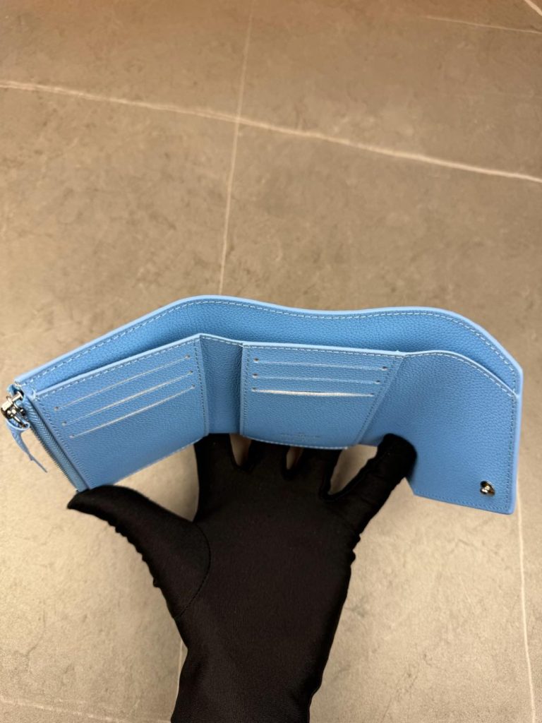 ルイ・ヴィトン モノグラムキャンバス 上品な長財布 レディースに人気の定番モデル - 画像 3