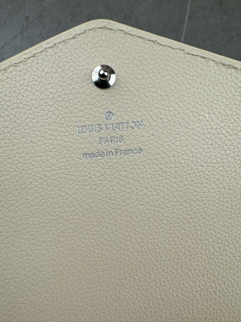 ルイ・ヴィトン モノグラムキャンバス 上品な長財布 レディースのギフトに最適な人気モデル - 画像 6
