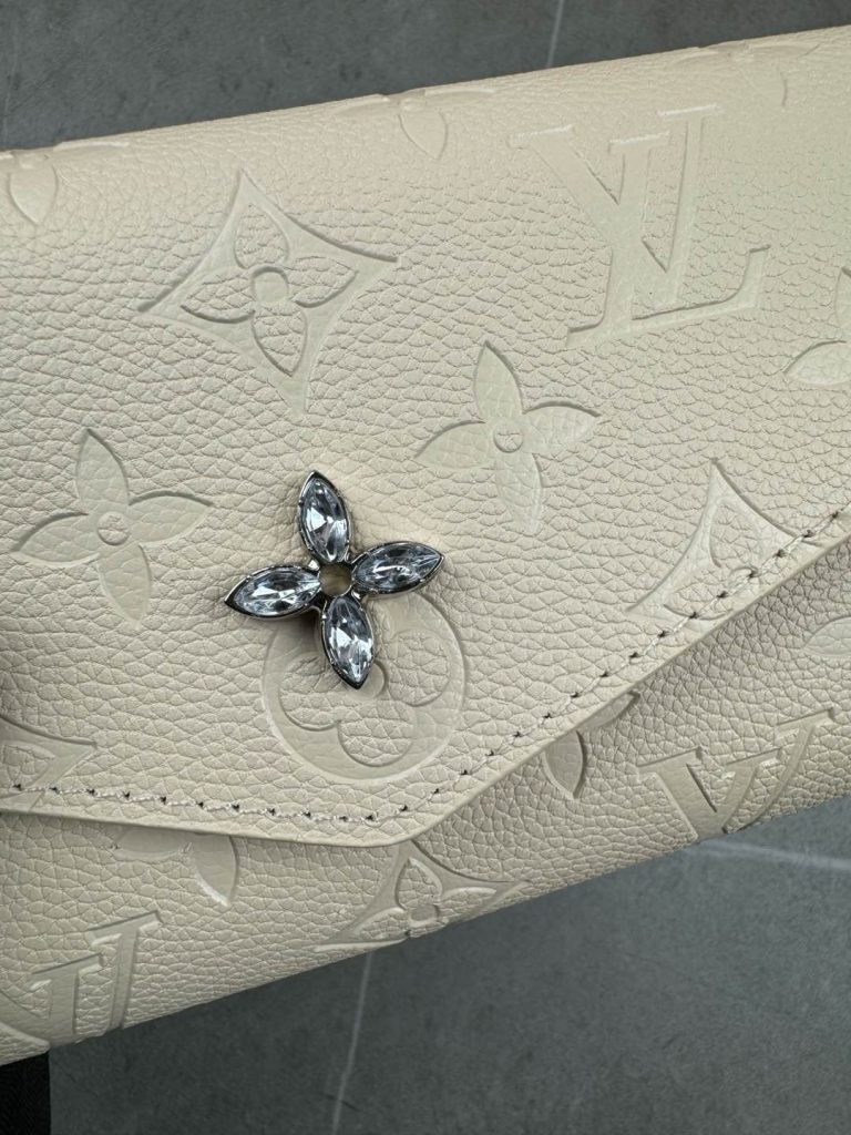 ルイ・ヴィトン モノグラムキャンバス 上品な長財布 レディースのギフトに最適な人気モデル - 画像 7