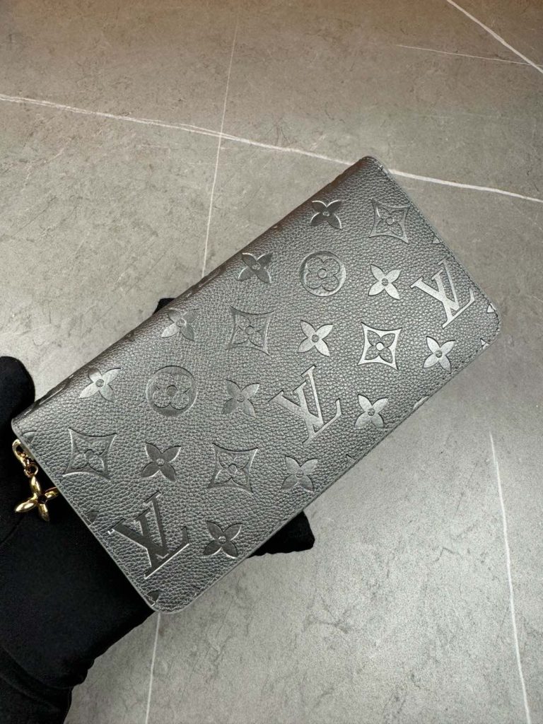 ルイ・ヴィトン モノグラムキャンバス 上品な長財布 レディース ギフトにも最適な定番モデル - 画像 2
