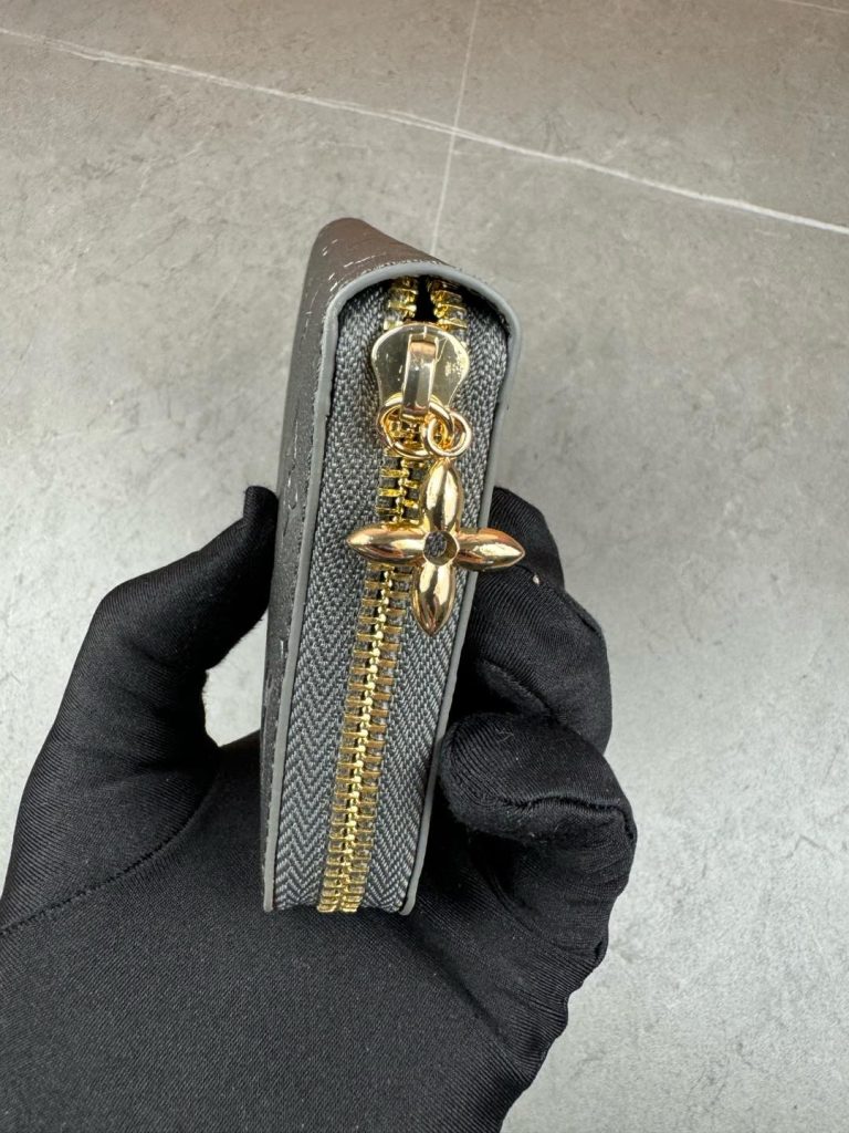 ルイ・ヴィトン モノグラムキャンバス 上品な長財布 レディース ギフトにも最適な定番モデル - 画像 6
