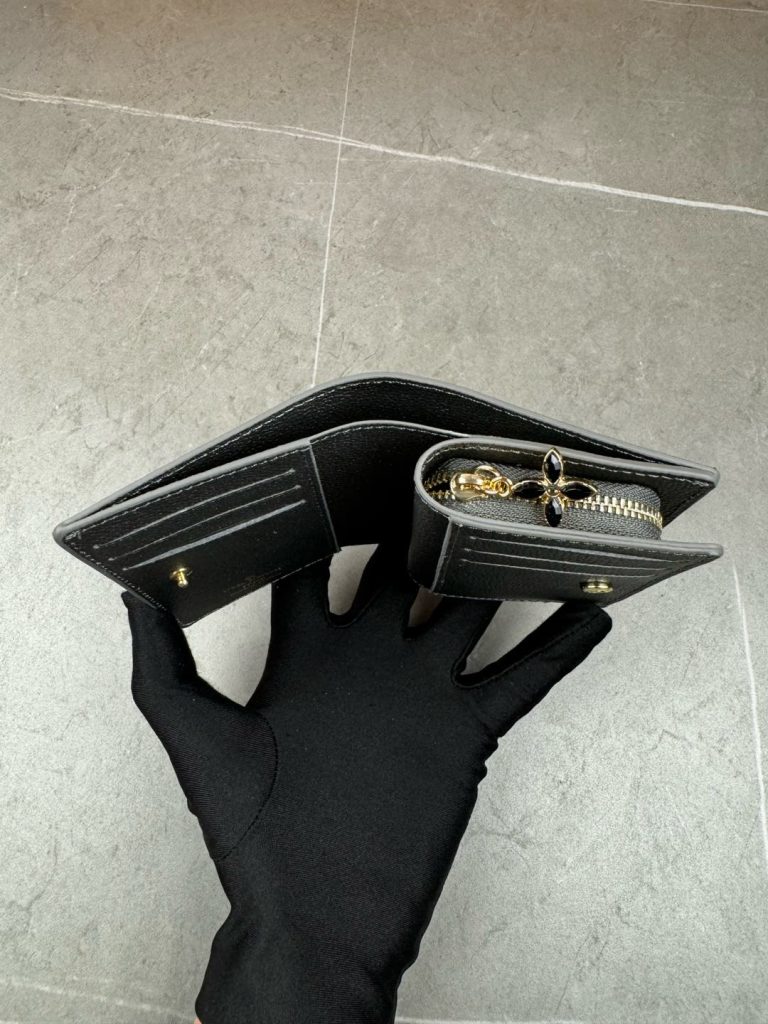 ルイ・ヴィトン モノグラムキャンバス 上品な長財布 レディース ギフトにも最適な定番モデル - 画像 4