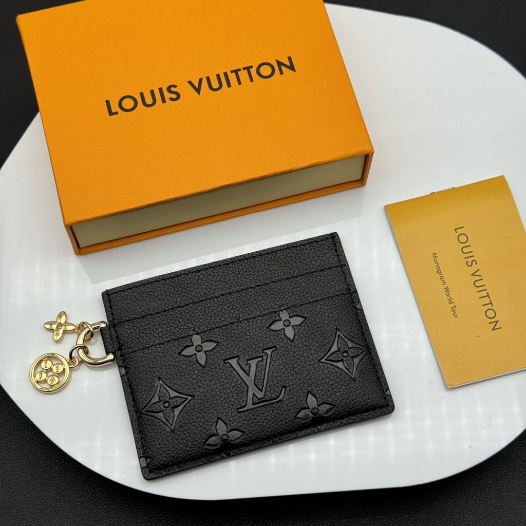 ルイ・ヴィトン モノグラムキャンバス 上品な長財布 レディースへのギフトに最適な定番モデル - 画像 7