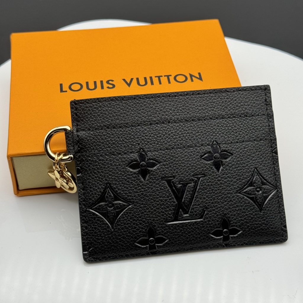 ルイ・ヴィトン モノグラムキャンバス 上品な長財布 レディースへのギフトに最適な定番モデル - 画像 8
