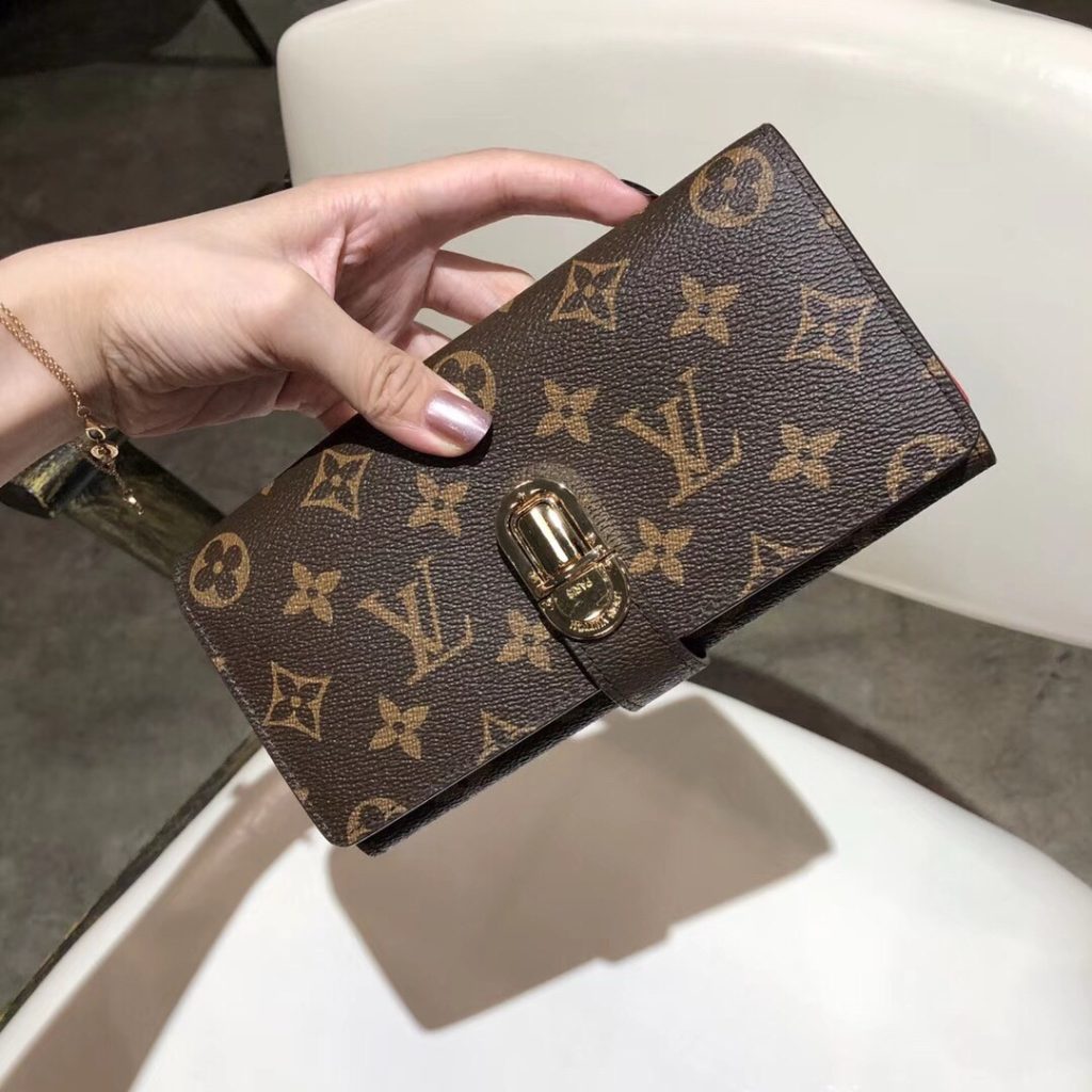ルイ・ヴィトン モノグラムキャンバス 上品な長財布 レディース ギフトにも最適な定番モデル - 画像 5
