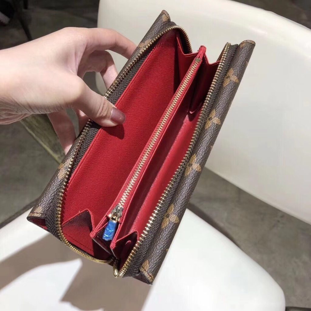 ルイ・ヴィトン モノグラムキャンバス 上品な長財布 レディースへのギフトに最適な定番モデル - 画像 4