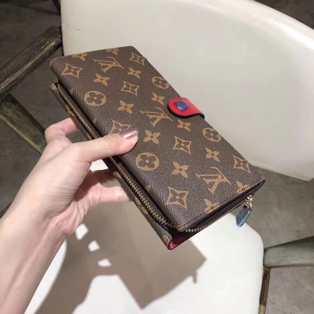 ルイ・ヴィトン モノグラムキャンバス 上品な長財布 レディースへのギフトに最適な定番モデル - 画像 5