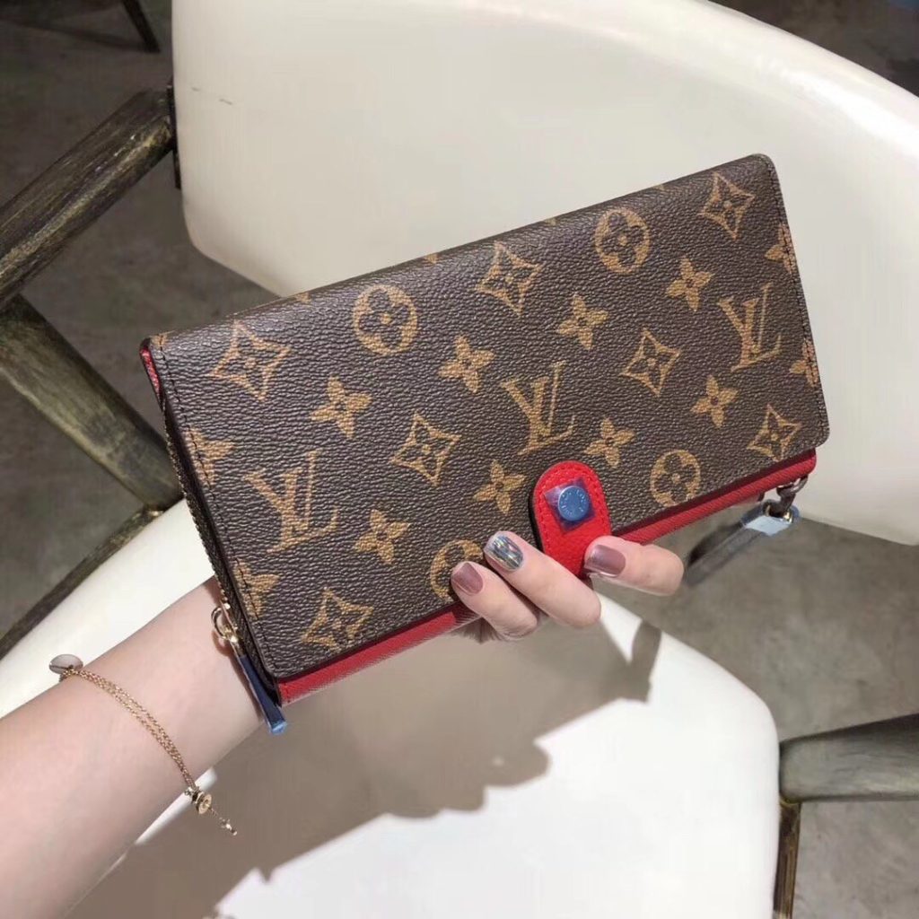 ルイ・ヴィトン モノグラムキャンバス 上品な長財布 レディースへのギフトに最適な定番モデル - 画像 7