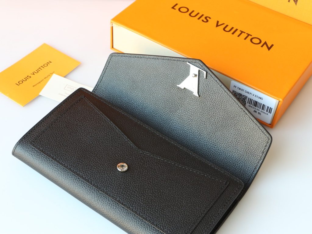 ルイ・ヴィトン モノグラムキャンバス 上品な長財布 レディース ギフトにも最適な定番モデル - 画像 8