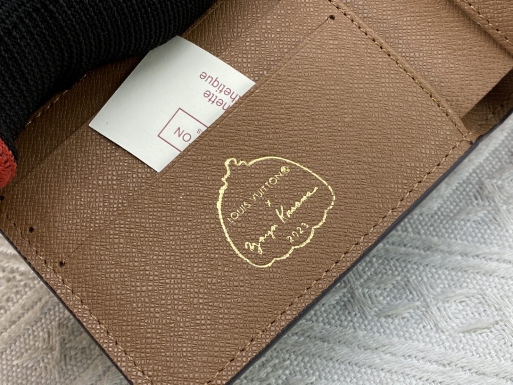 ルイ・ヴィトン モノグラムキャンバス 上品な長財布 レディースに人気の定番モデル - 画像 8