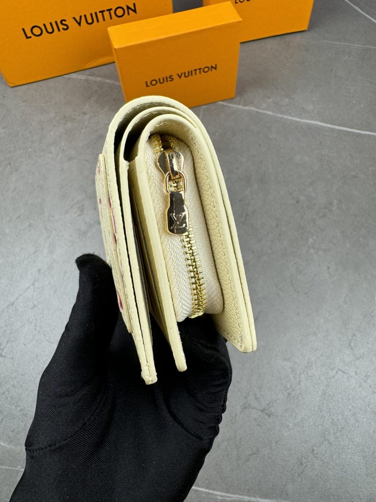 ルイ・ヴィトン モノグラムキャンバス 上品な長財布 レディース人気モデル プレゼントにも最適 - 画像 4