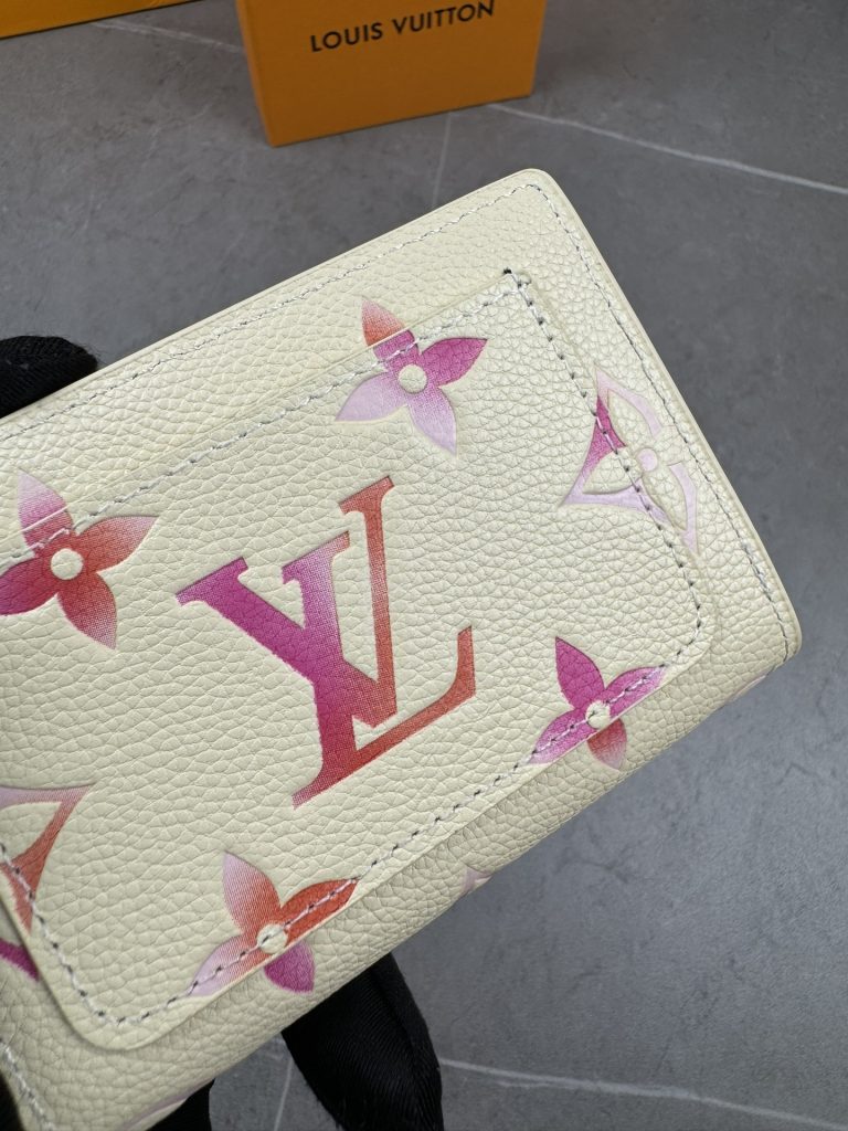 ルイ・ヴィトン モノグラムキャンバス 上品な長財布 レディース人気モデル プレゼントにも最適 - 画像 8
