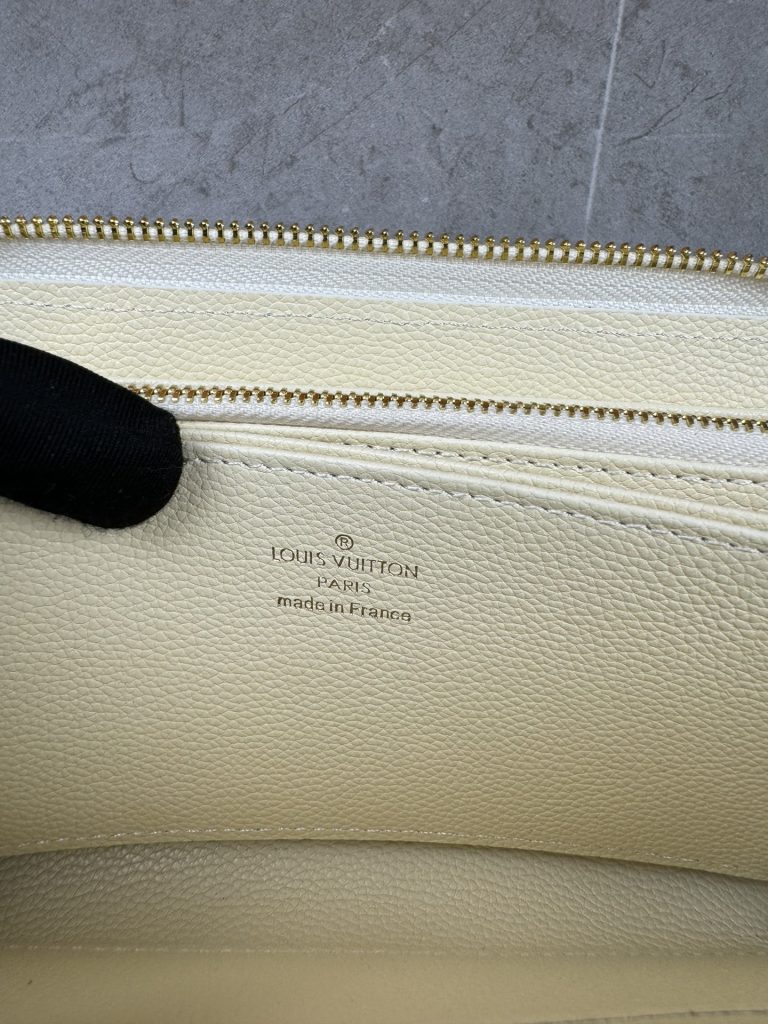 ルイ・ヴィトン モノグラムキャンバス 上品で収納力抜群の長財布 ビジネスやギフトに最適 - 画像 8