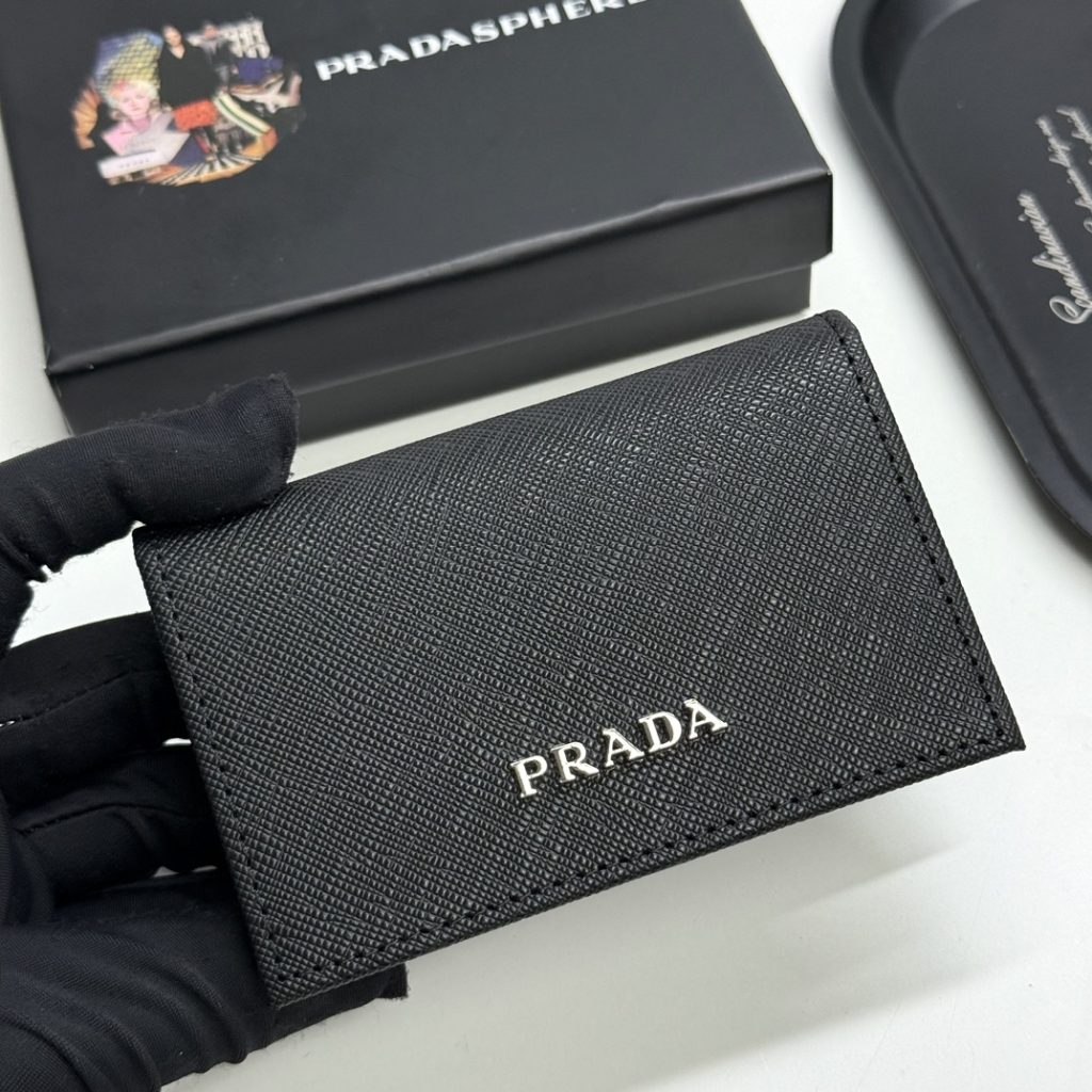 プラダ モノグラムキャンバス 上品な長財布 レディース ギフトにも最適な定番モデル - 画像 2