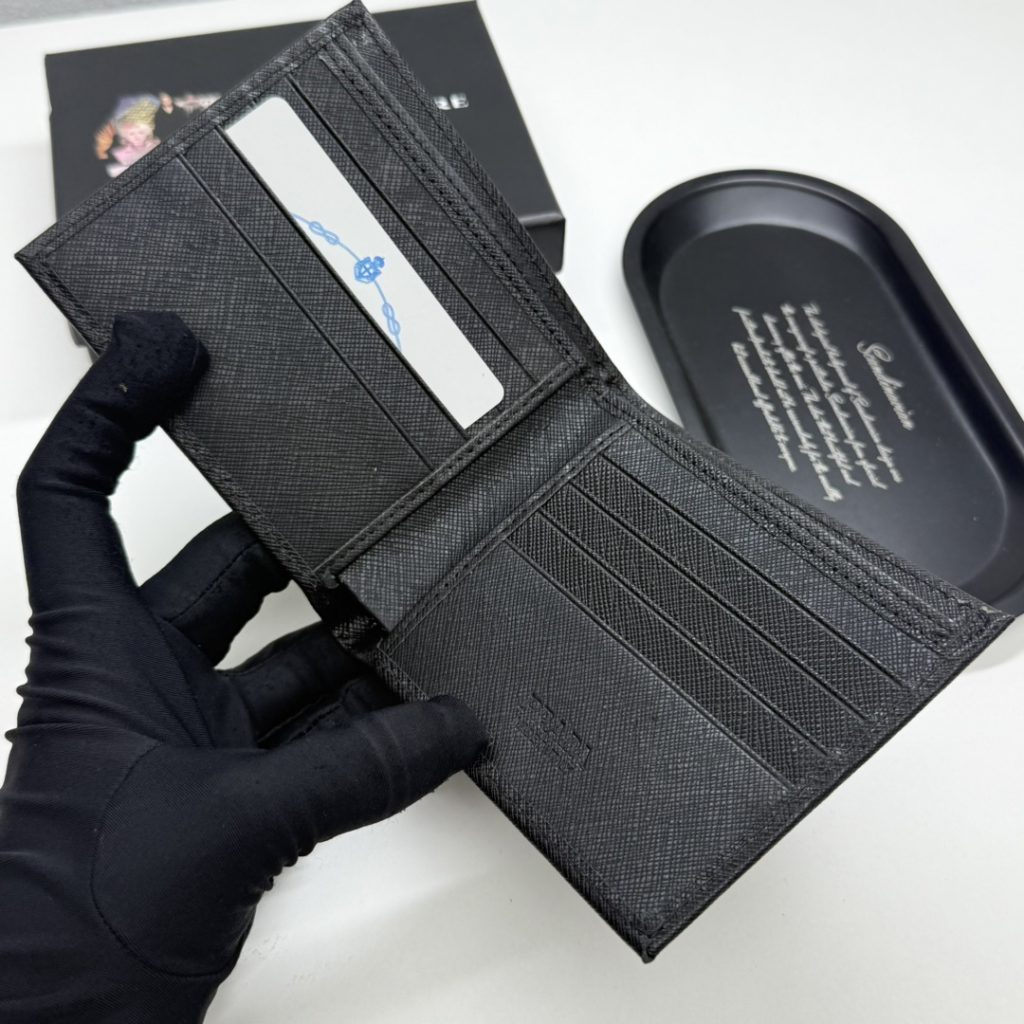 プラダ モノグラムキャンバス 上品な長財布 レディース人気モデル ギフトにも最適 - 画像 7