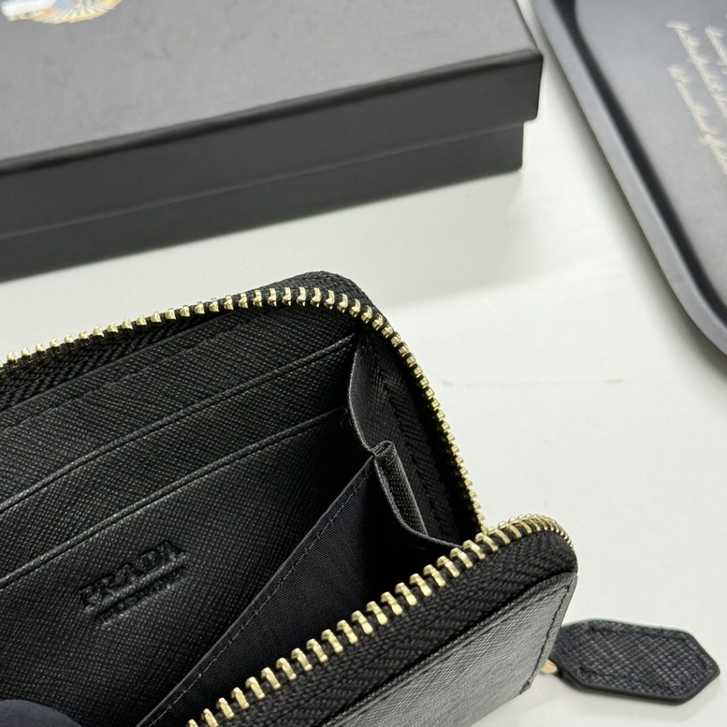 プラダ モノグラムキャンバス 上品な長財布 レディース人気モデル ギフトにも最適 - 画像 8