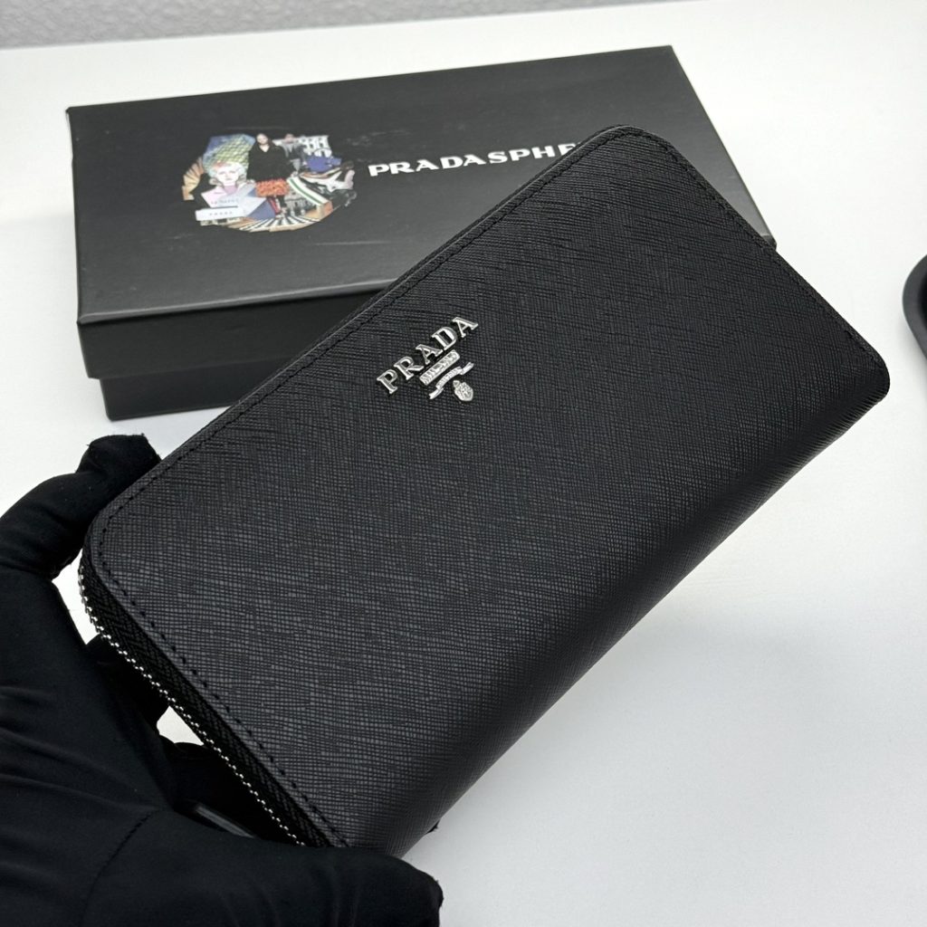 プラダ モノグラムキャンバス 上品な長財布 レディースギフトに最適な定番モデル - 画像 3