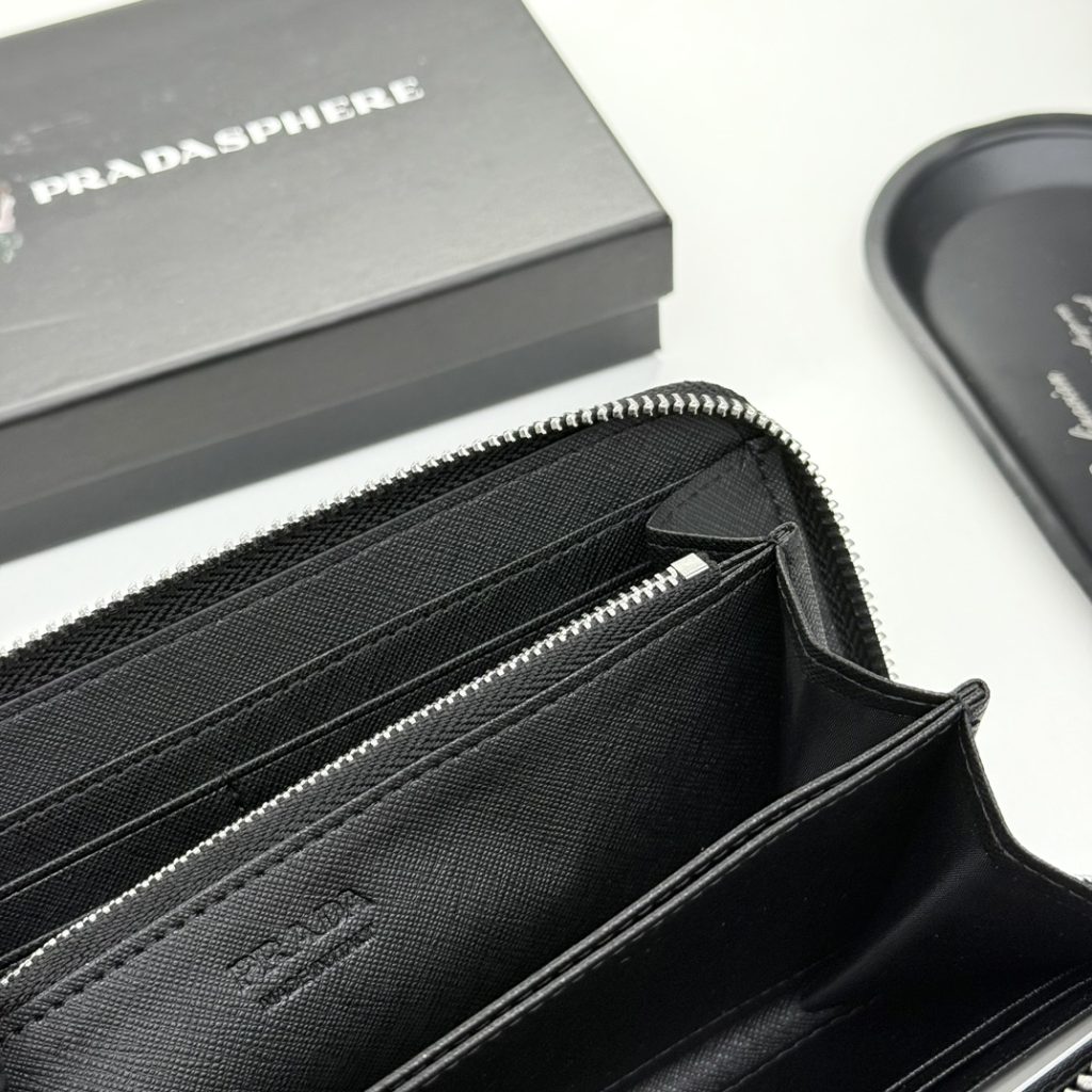 プラダ モノグラムキャンバス 上品な長財布 レディースギフトに最適な定番モデル - 画像 7