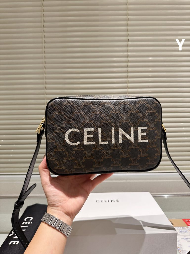 セリーヌ ショルダーバッグ 上質なレザーと洗練されたデザイン レディース向け 長く愛用できる一品 - 画像 6