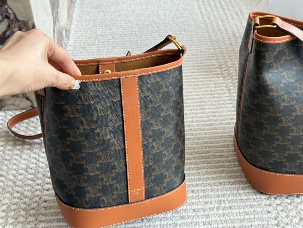 セリーヌ ショルダーバッグ 上質なレザーと洗練されたデザイン 大人女性に似合う長く愛用できる一品 - 画像 7