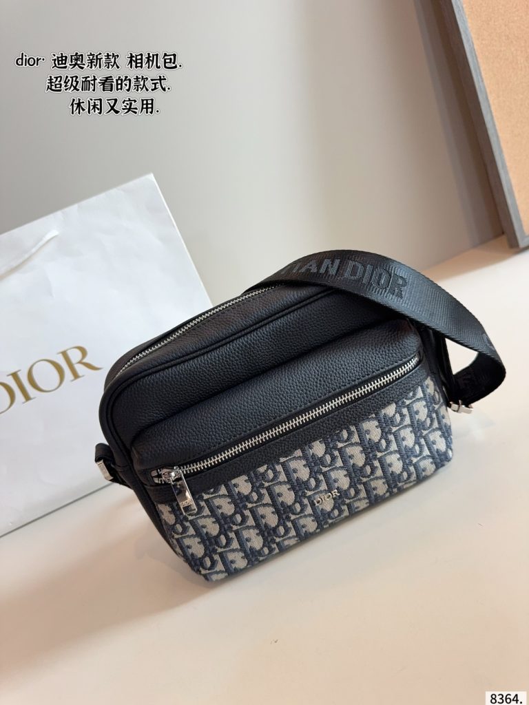 Diorディオール ショルダーバッグ 上品なモノグラムキャンバス レディースに人気の定番モデル - 画像 2