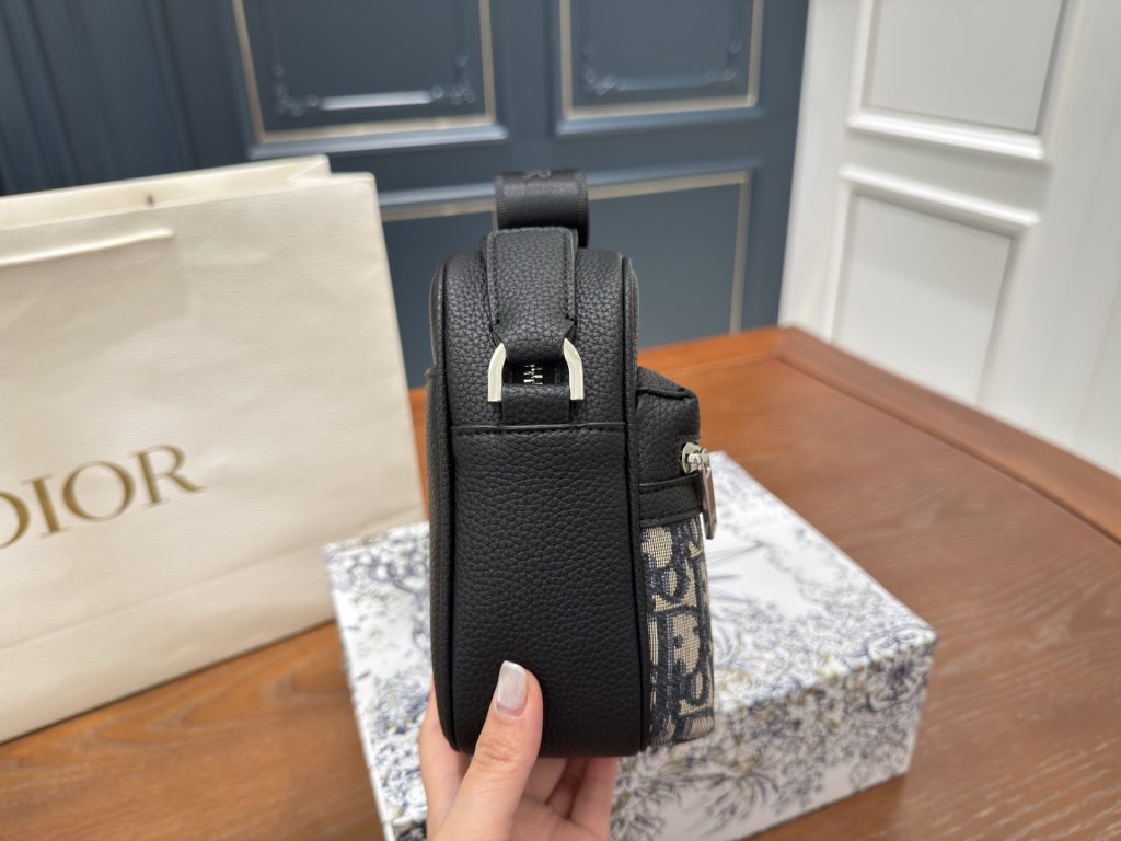 Diorディオール モノグラムキャンバス 上品なショルダーバッグ レディース向けギフトにおすすめ - 画像 4
