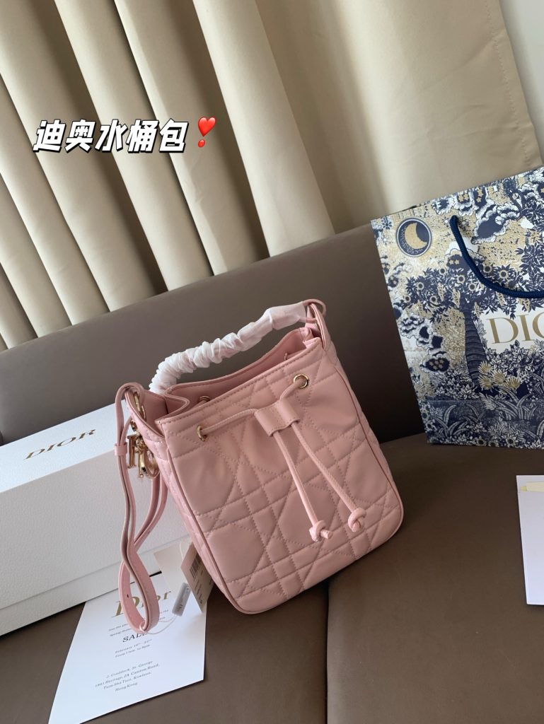 Diorディオール モノグラムキャンバス 上品なショルダーバッグ レディース向けギフトにおすすめ - 画像 3