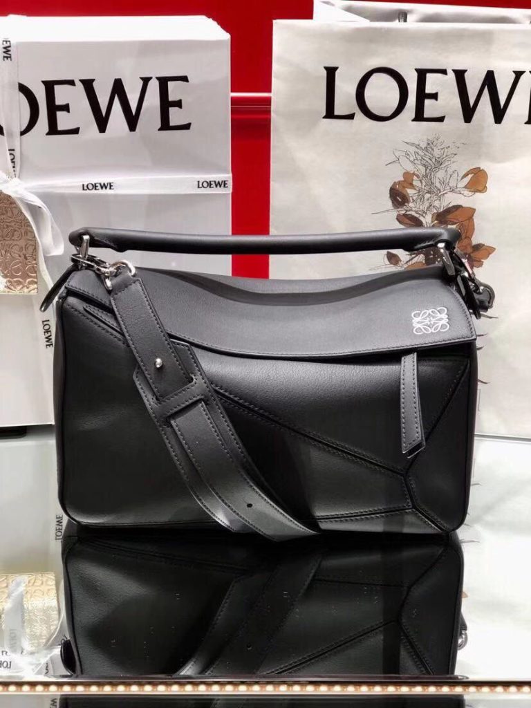 ロエベ　LOEWE　ショルダーバッグ　パズル 　 PUZZLE　サンド　SAND　4色 - 画像 5