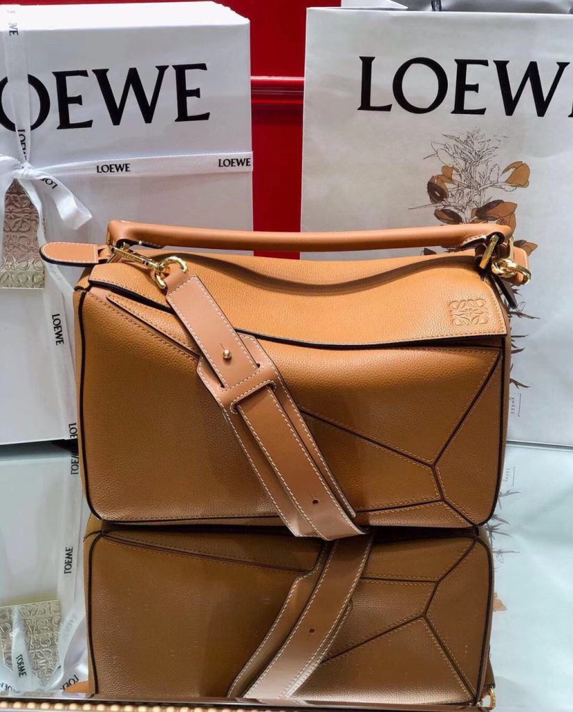 ロエベ　LOEWE　ショルダーバッグ　パズル 　 PUZZLE　サンド　SAND　4色 - 画像 2