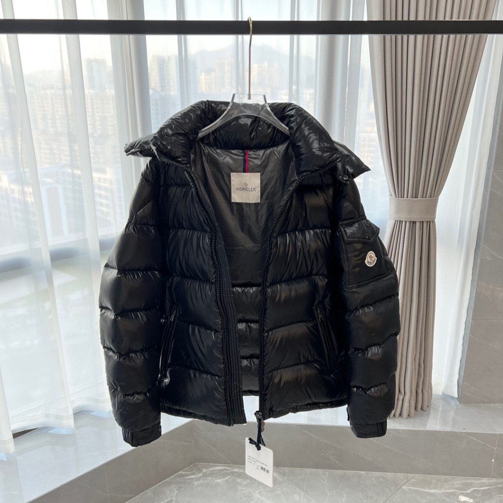 Monclerモンクレール メンズ マヤ ジャケット ブラック 保温性抜群の冬用アウター - 画像 4