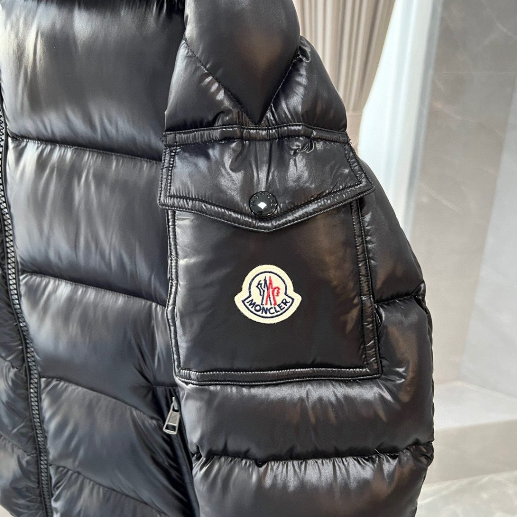 Monclerモンクレール メンズ マヤ ジャケット ブラック 保温性抜群の冬用アウター - 画像 5