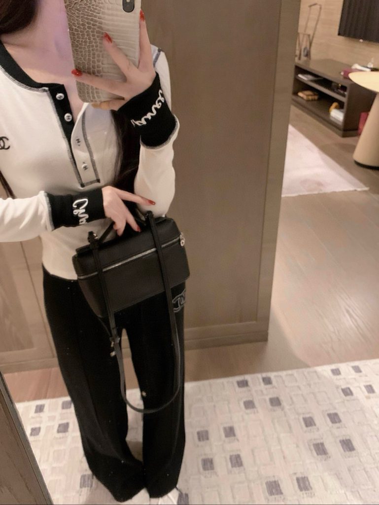 シャネルCHANEL ロングスリーブ ポロシャツ ホワイト/ブラック 2色入 - 画像 4