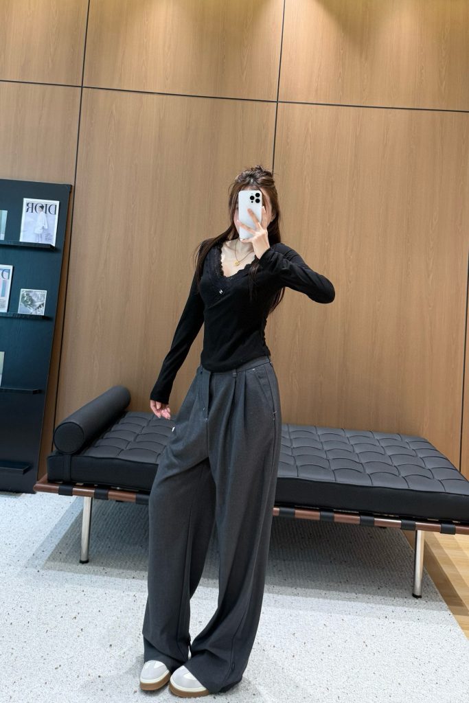 香奈儿 レースアップ ブラウス 黒 1色 - 画像 5