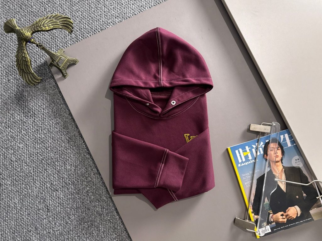 Louis VuittonLOUIS VUITTON メンズ パーカー ボルドー 1色入 定番デザイン 着心地良い - 画像 3