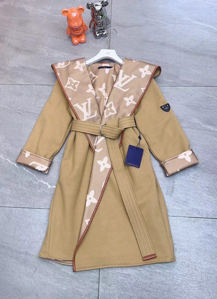 Louis Vuittonルイヴィトン ローブ レディース ベージュ 1色入 - 画像 8