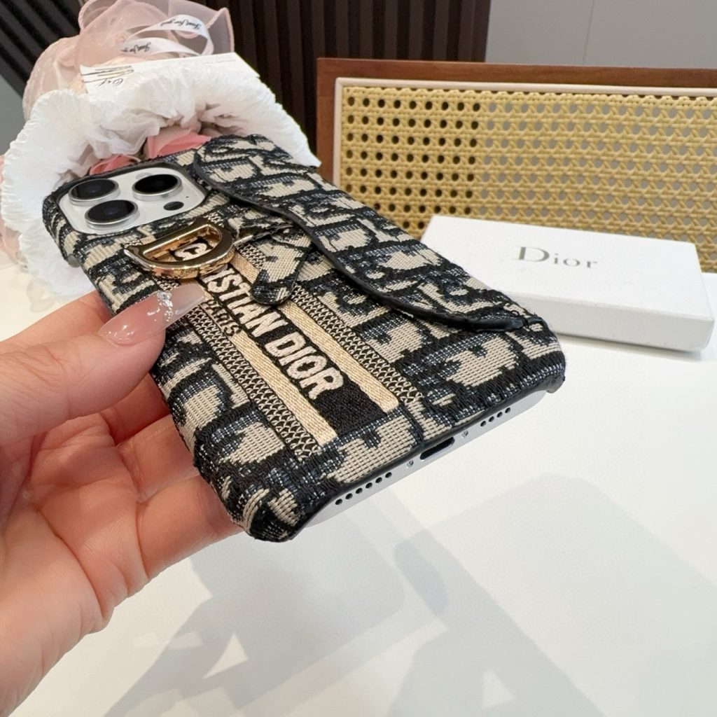 iPhoneケースDior ディオール ストラップ付きスマホケース 2色入 🌸 - 画像 7