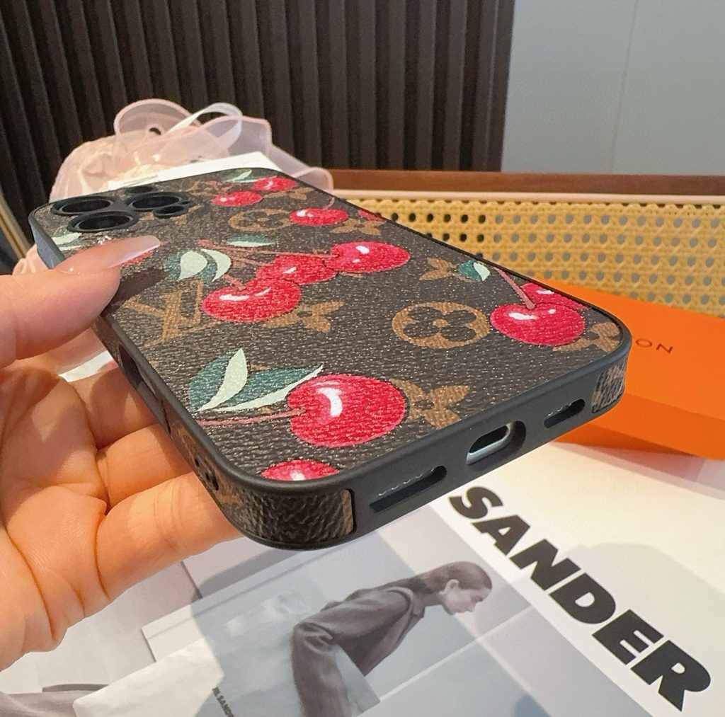 iPhoneケースルイヴィトン風 チェリー柄 スマホケース 3色入 🍒 - 画像 6