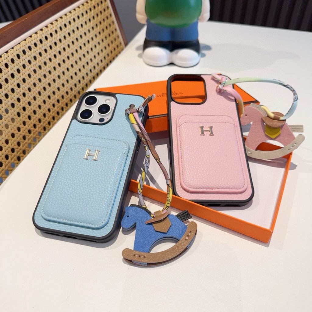 iPhoneケース愛らしすぎる！Hermès ロッカーズ ファンシーなスマホケース 🐴✨ - 画像 5