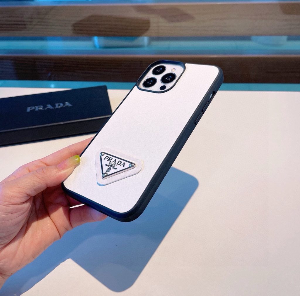 iPhoneケース【PRADA】iPhone15 Pro手机壳 2色入 📱 - 画像 8