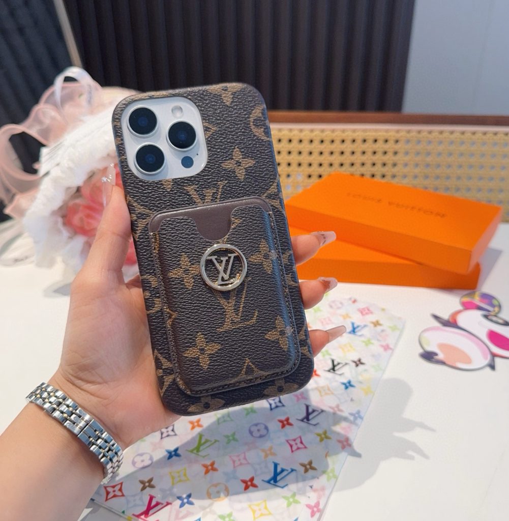 iPhoneケース✨LV モノグラム スマホケース 2色入 カード収納付き 保護ケース - 画像 4
